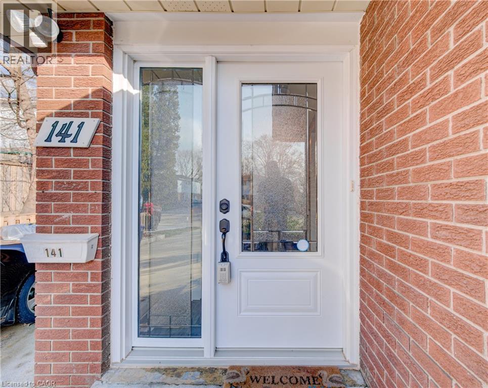 141 Mooregate Crescent, Kitchener, Ontario  N2M 2E9 - Photo 6 - 40815113