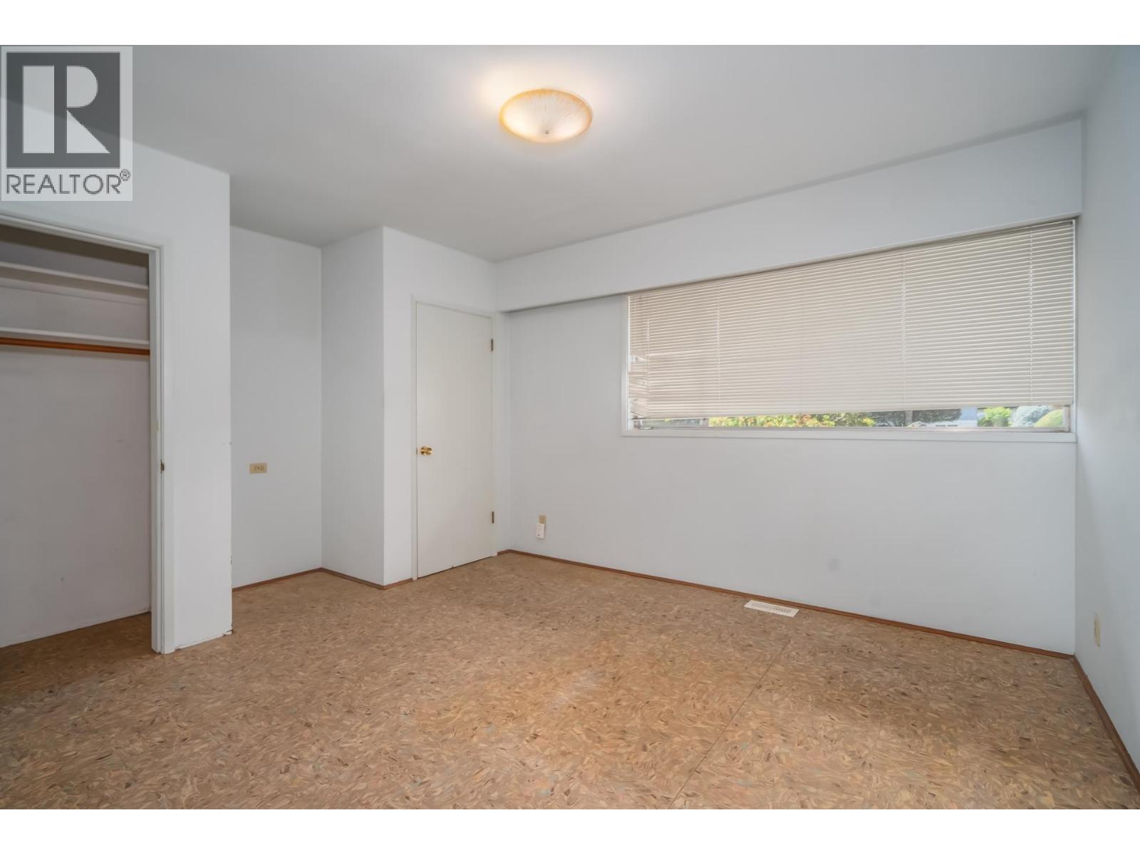 5240 Halley Avenue, Burnaby, British Columbia  V5H 2P8 - Photo 10 - R3112834