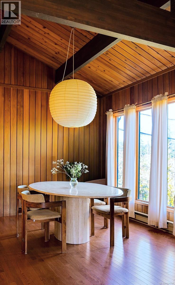 6587 West Saanich Rd, Central Saanich, British Columbia  V8M 1W8 - Photo 18 - 1031747