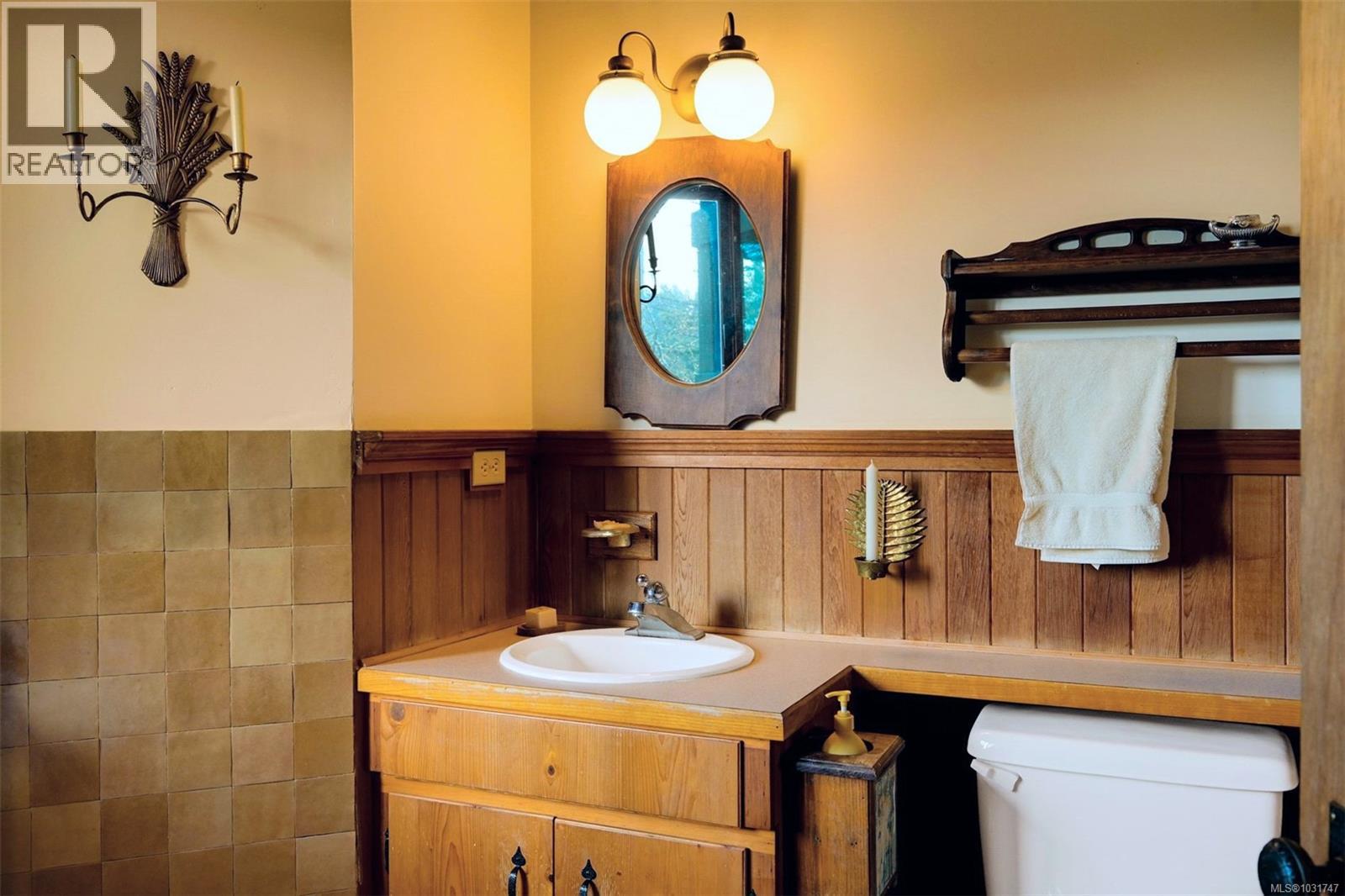 6587 West Saanich Rd, Central Saanich, British Columbia  V8M 1W8 - Photo 30 - 1031747