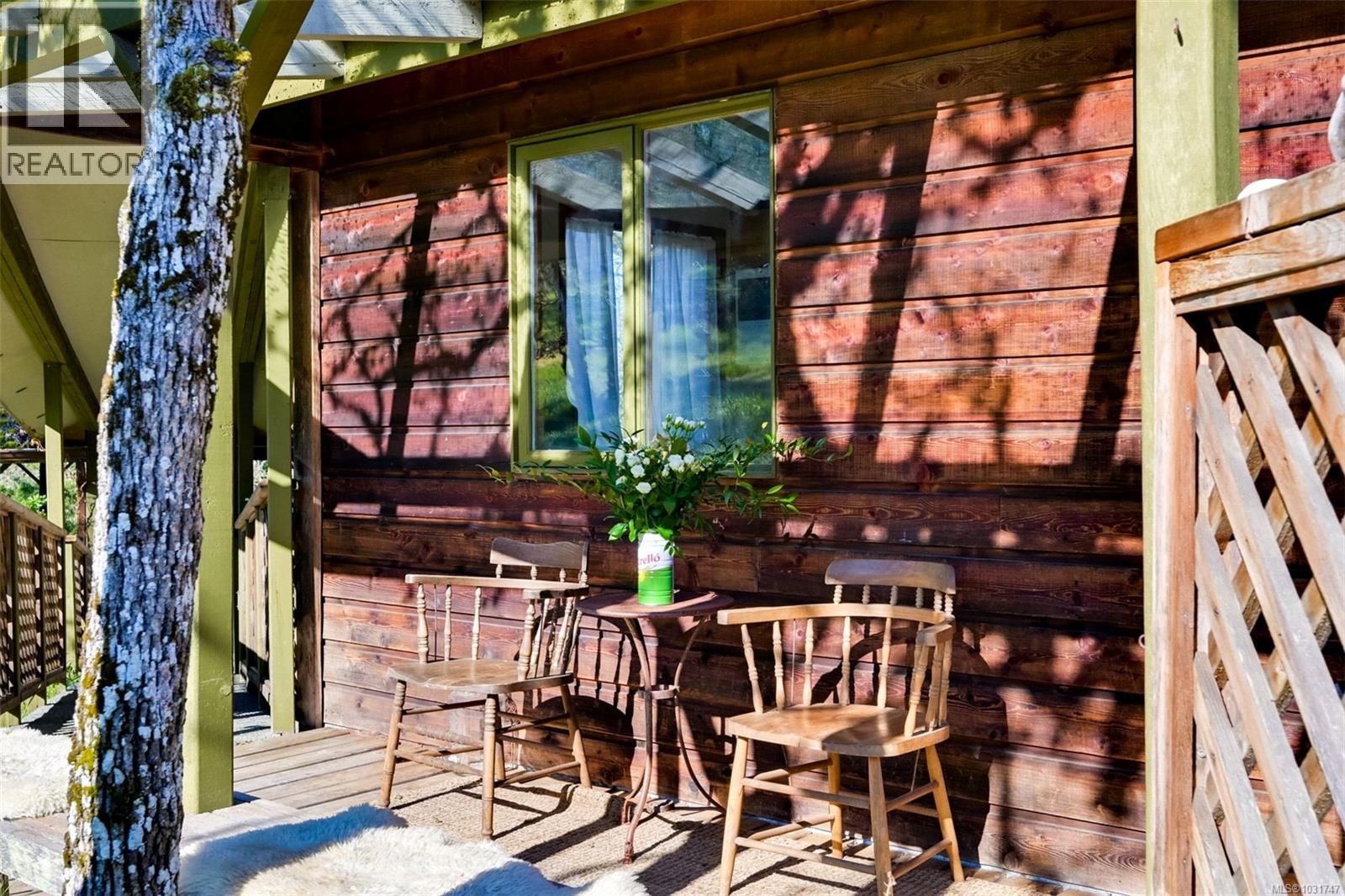 6587 West Saanich Rd, Central Saanich, British Columbia  V8M 1W8 - Photo 5 - 1031747