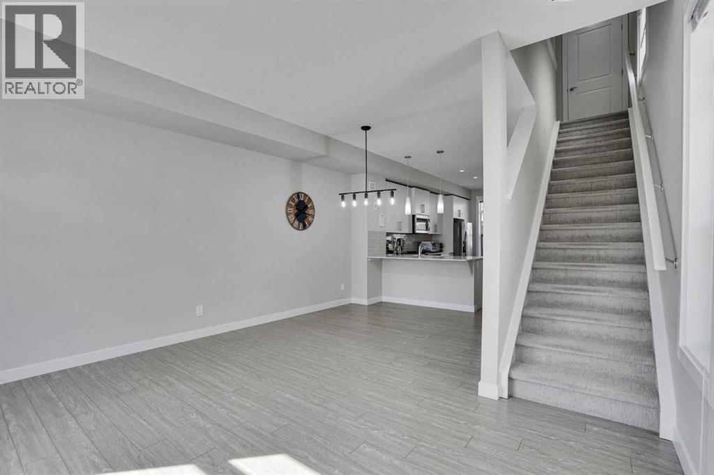 104 Legacy Path Se, Calgary, Alberta  T2X 4H9 - Photo 4 - A2300407