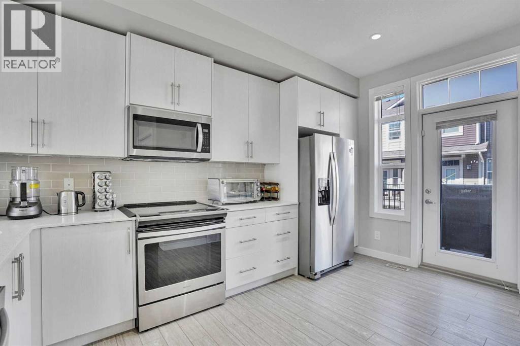 104 Legacy Path Se, Calgary, Alberta  T2X 4H9 - Photo 10 - A2300407