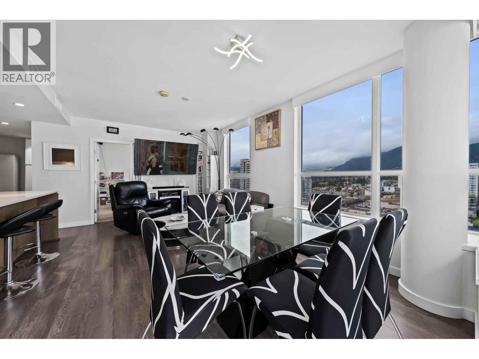 1509 125 E 14th Street, North Vancouver, British Columbia  V7L 0E6 - Photo 3 - R3112884