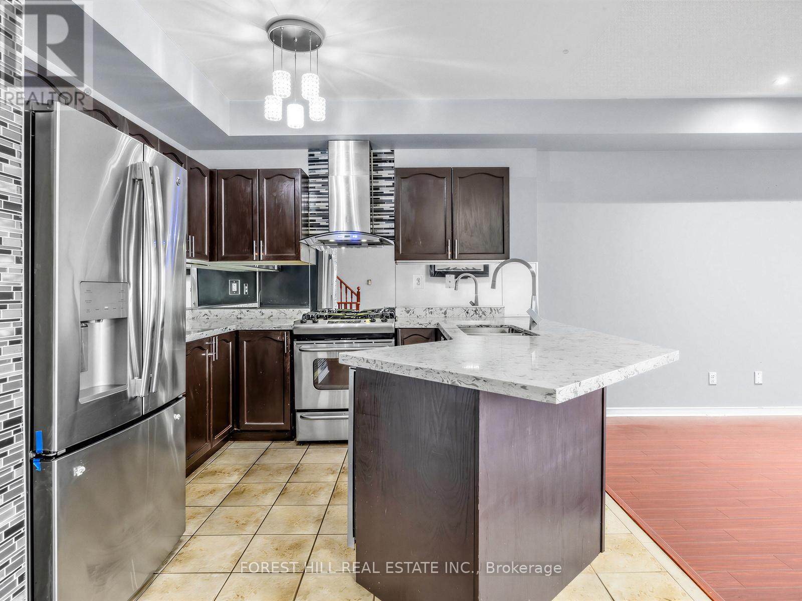 40 Croker Drive S, Ajax, Ontario  L1S 7T3 - Photo 5 - E13014606