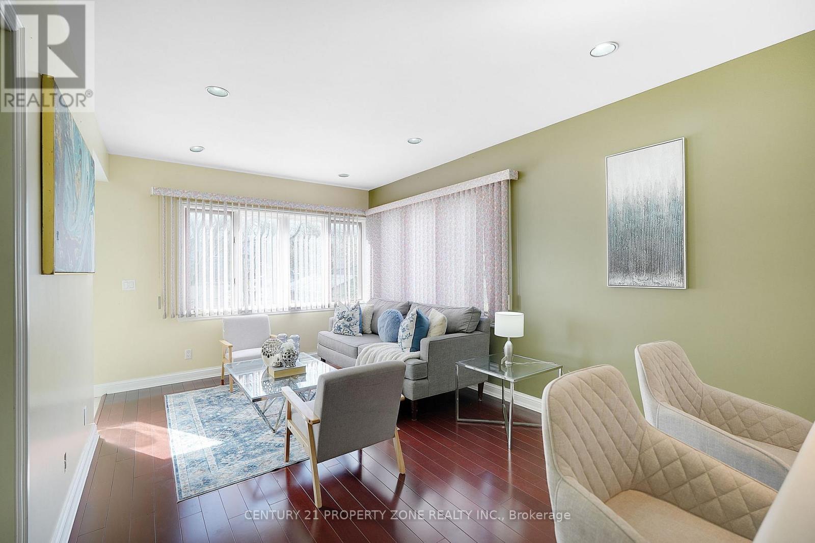 97 Sparkhall Avenue, Toronto, Ontario  M4K 1G7 - Photo 9 - E13014696