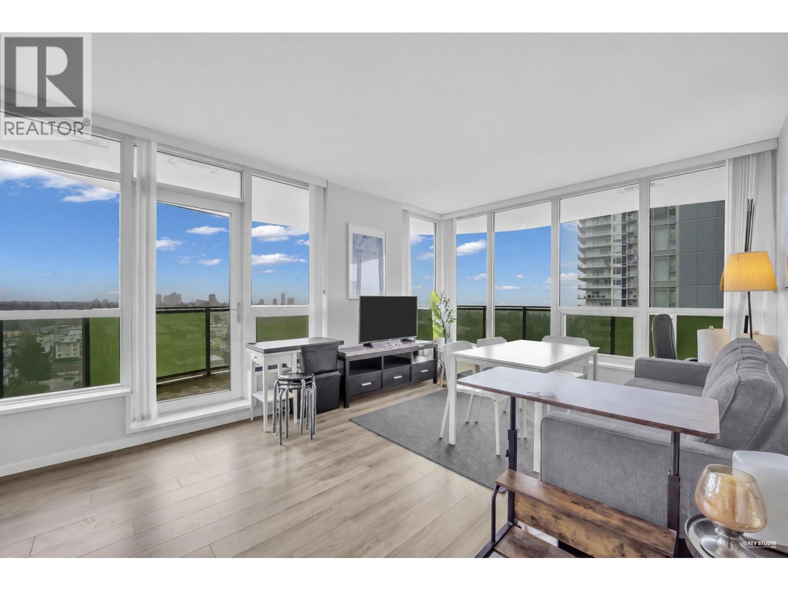 1607 6638 Dunblane Avenue, Burnaby, British Columbia  V5H 0G8 - Photo 11 - R3111513