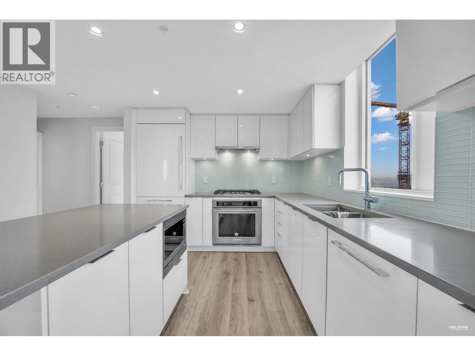 1607 6638 Dunblane Avenue, Burnaby, British Columbia  V5H 0G8 - Photo 5 - R3111513