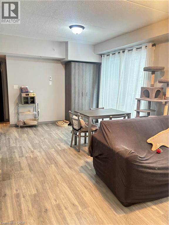 275 Larch Street Unit# 108, Waterloo, Ontario  N2L 3R2 - Photo 6 - 40822027