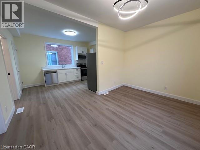 315 Wellington Street N Unit# 1, Kitchener, Ontario  N2H 5K8 - Photo 3 - 40821854
