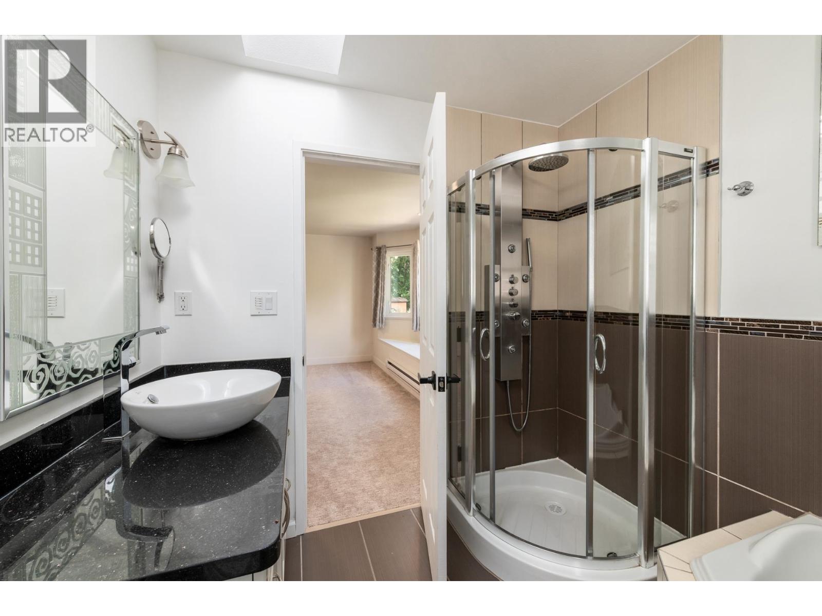 2111 Philip Avenue, North Vancouver, British Columbia  V7P 2W5 - Photo 22 - R3112892