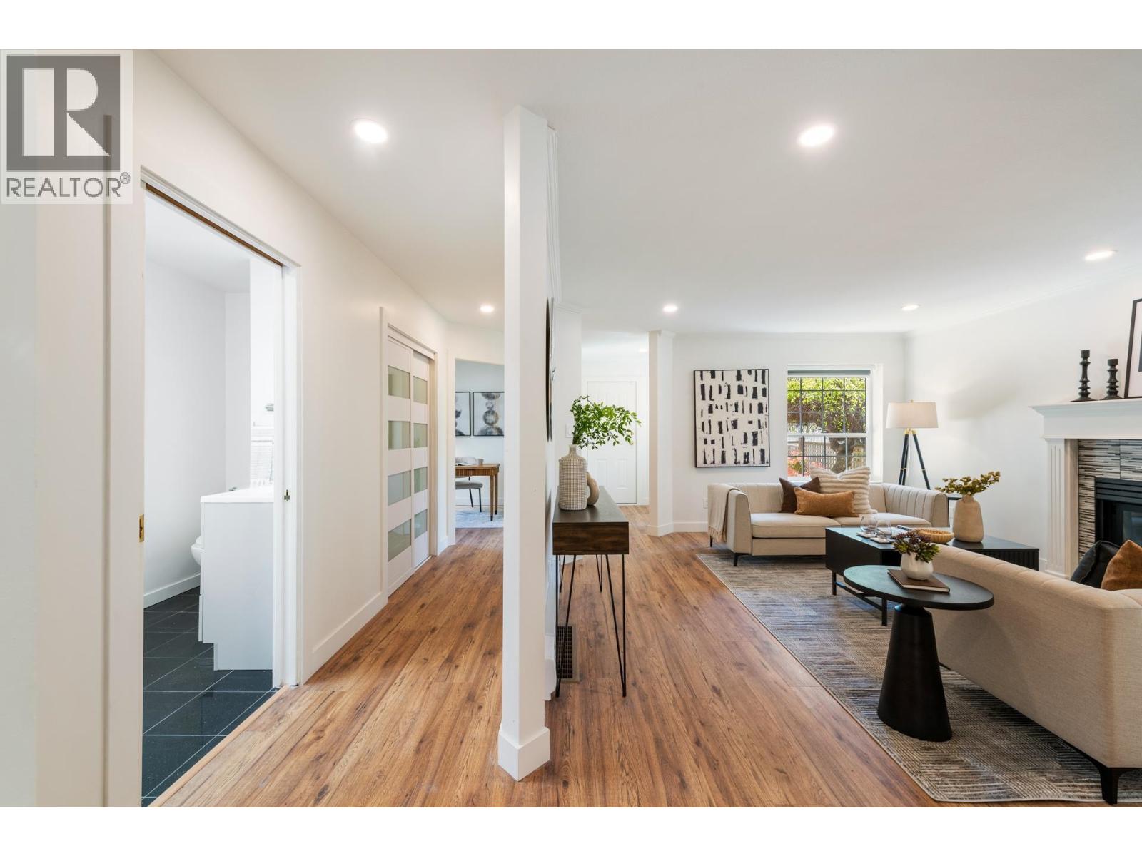 2111 Philip Avenue, North Vancouver, British Columbia  V7P 2W5 - Photo 5 - R3112892