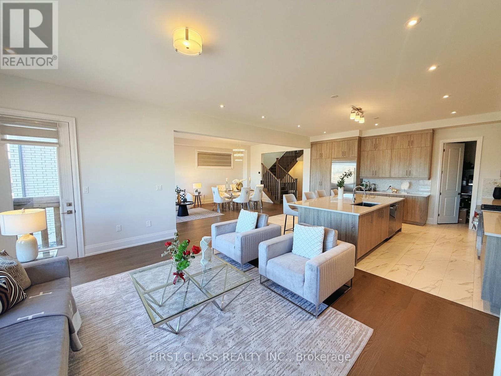 68 Tranquility Crescent, Markham, Ontario  L6C 3R1 - Photo 3 - N13005030