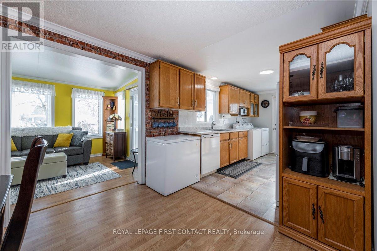 5 Terra Nova Arm, Innisfil, Ontario  L9S 1S1 - Photo 7 - N12719816