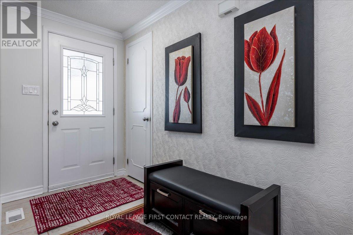 5 Terra Nova Arm, Innisfil, Ontario  L9S 1S1 - Photo 3 - N12719816