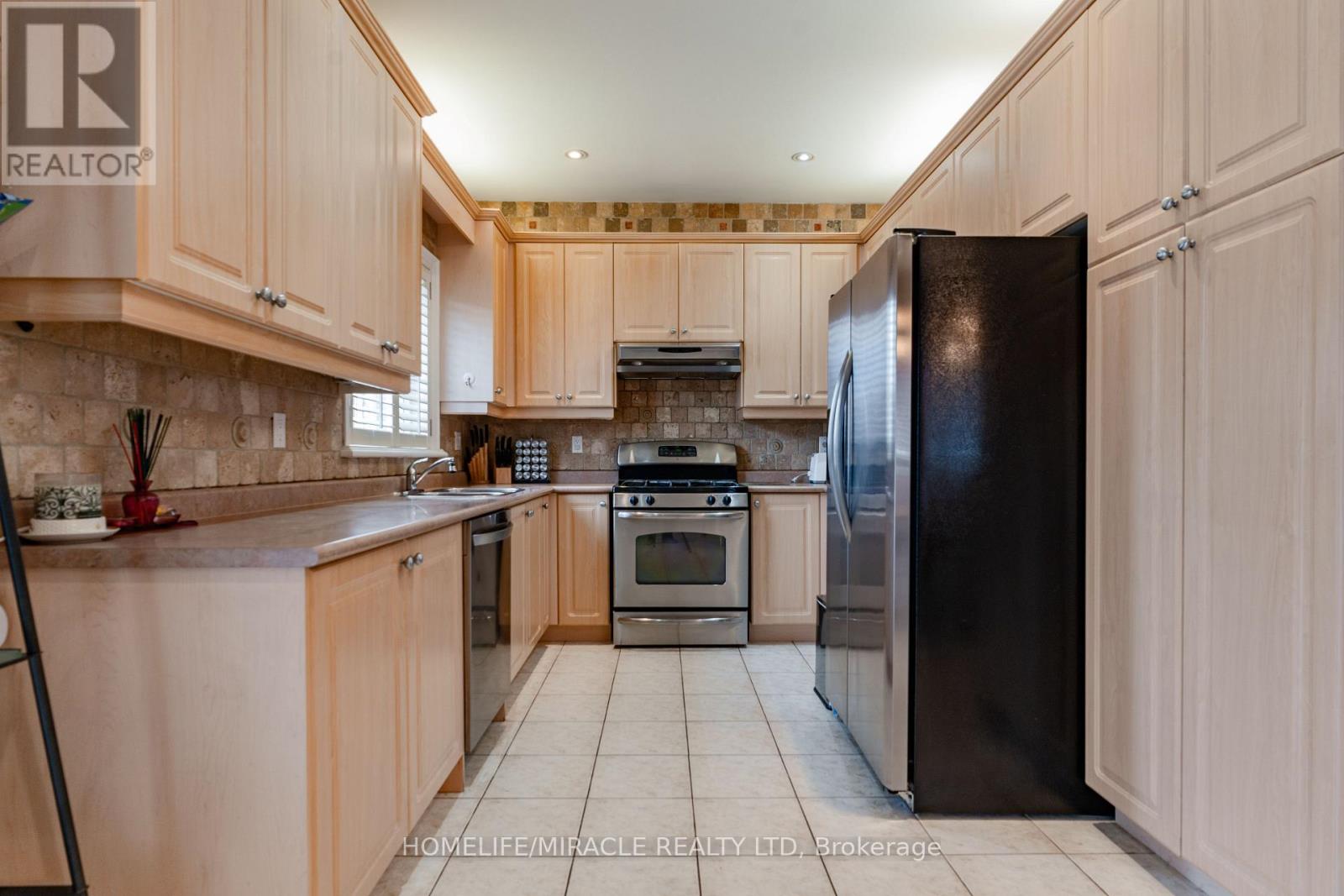 31 Water Garden Lane, Vaughan, Ontario  L4H 1N2 - Photo 15 - N13014646