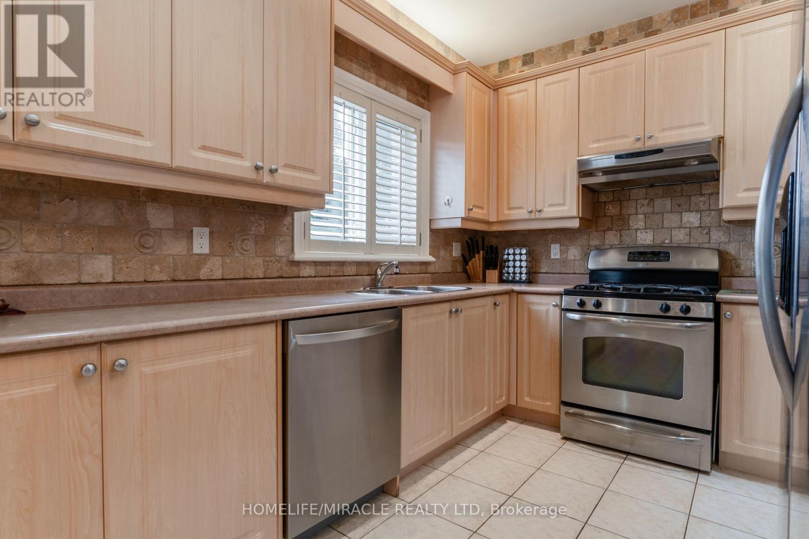 31 Water Garden Lane, Vaughan, Ontario  L4H 1N2 - Photo 36 - N13014646