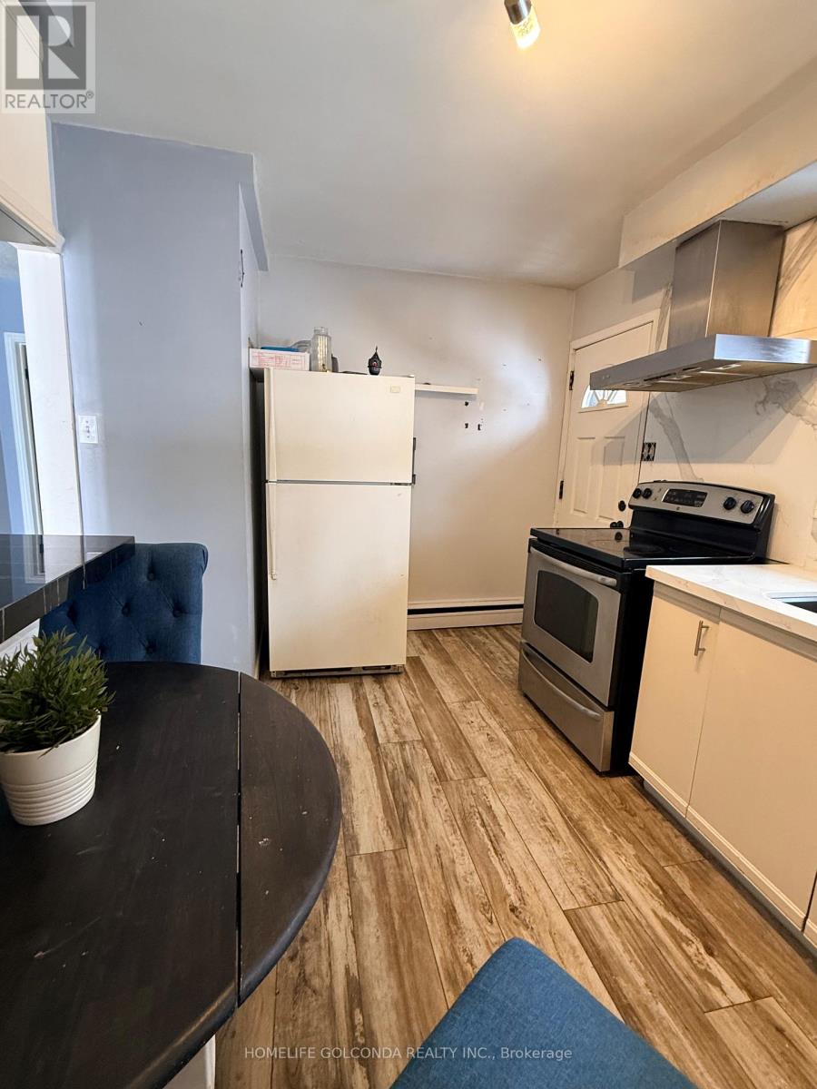 46 Elm Grove Avenue S, Richmond Hill, Ontario  L4E 2V3 - Photo 6 - N13014688