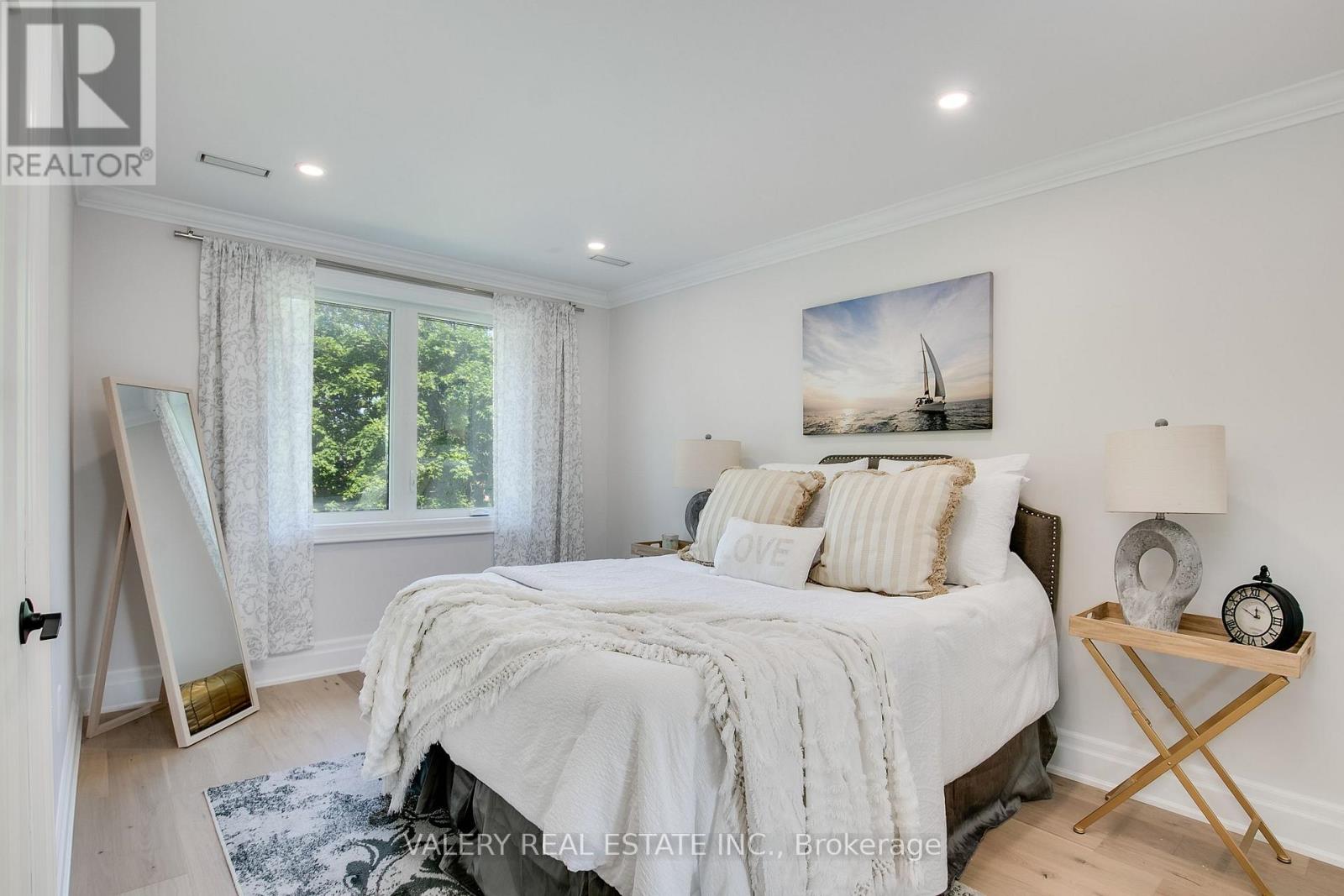 1 - 30 Morgan Avenue, Toronto, Ontario  M8Y 2Z8 - Photo 11 - W12983194