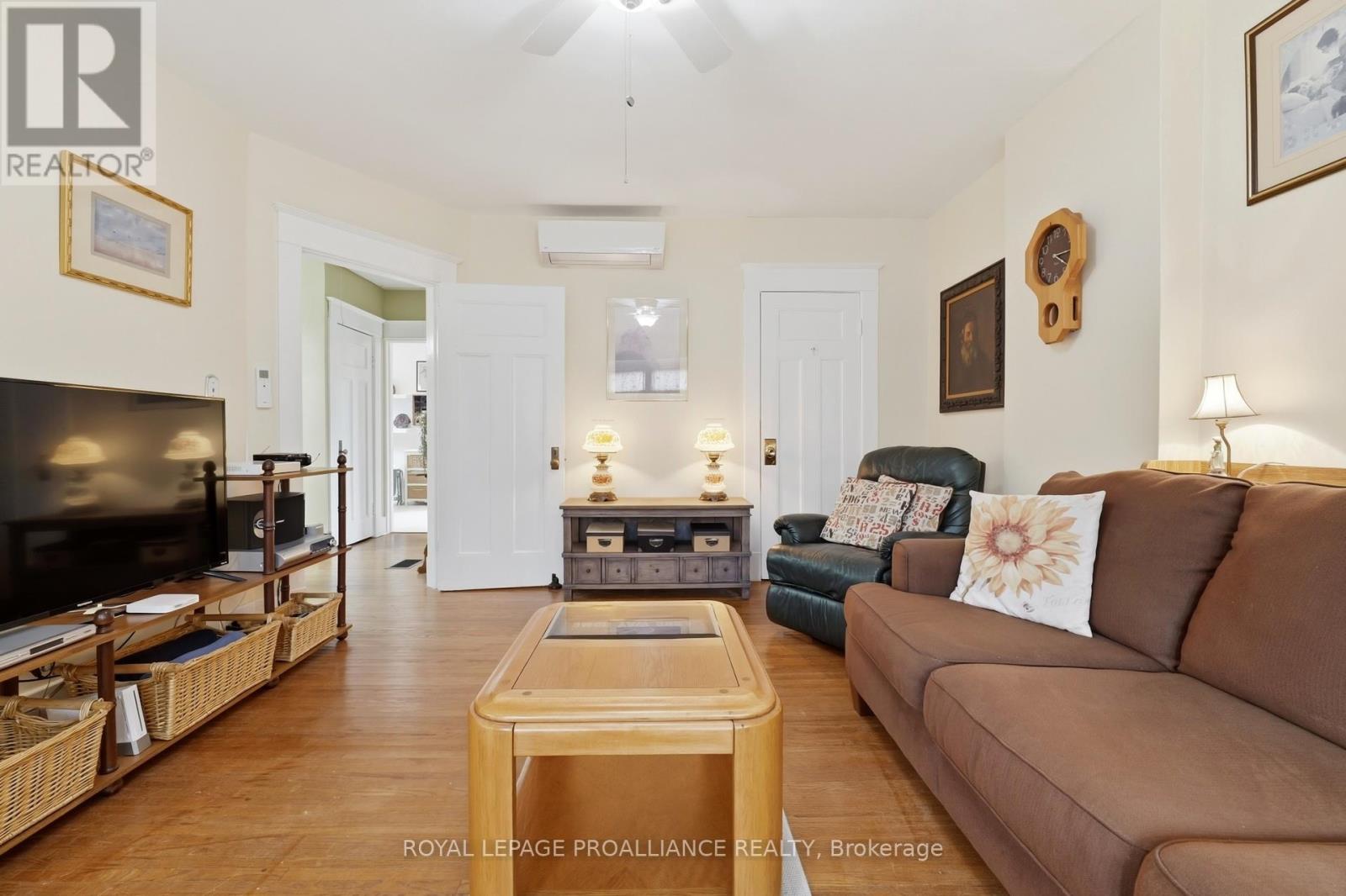 30 Catharine Street, Belleville, Ontario  K8P 1L5 - Photo 20 - X13013840