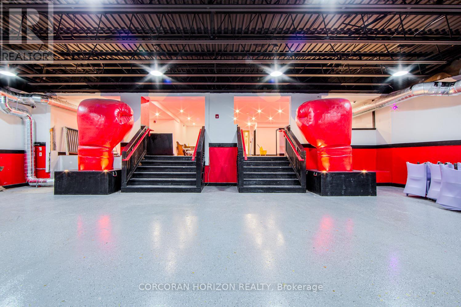 2261 Dundas Street, Toronto, Ontario  M6R 1X6 - Photo 22 - W13014636