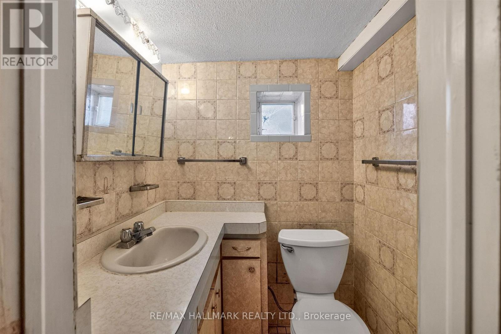 50 Dorking Crescent, Toronto, Ontario  M3M 2B6 - Photo 30 - W13014638