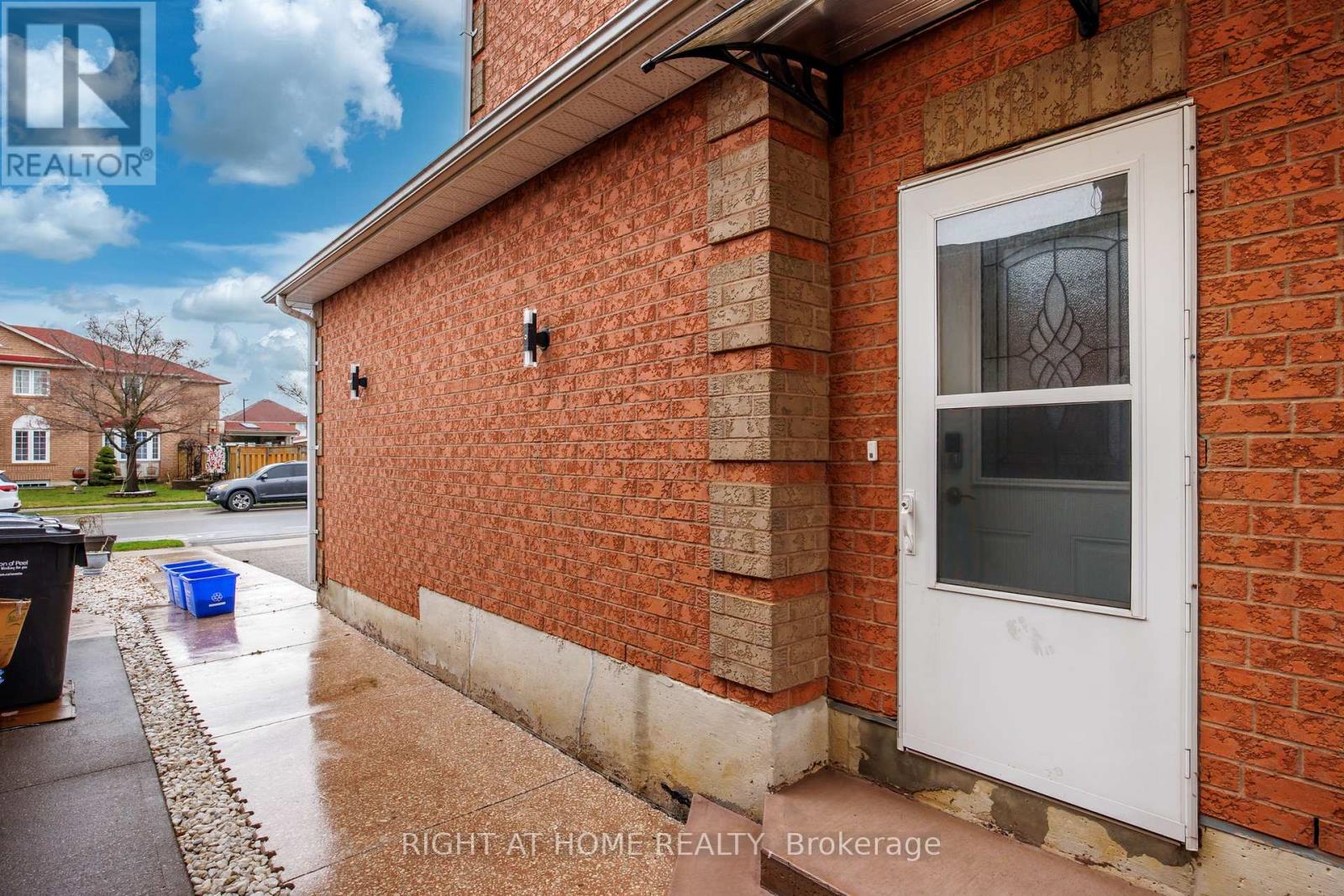 Basement - 14 Sterritt Drive, Brampton, Ontario  L6Y 5E4 - Photo 2 - W13014650