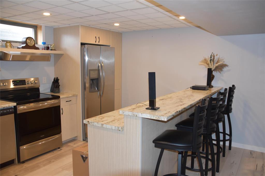 1044 Crestview Park Drive, Winnipeg, Manitoba  R2Y 0W2 - Photo 17 - 202607134