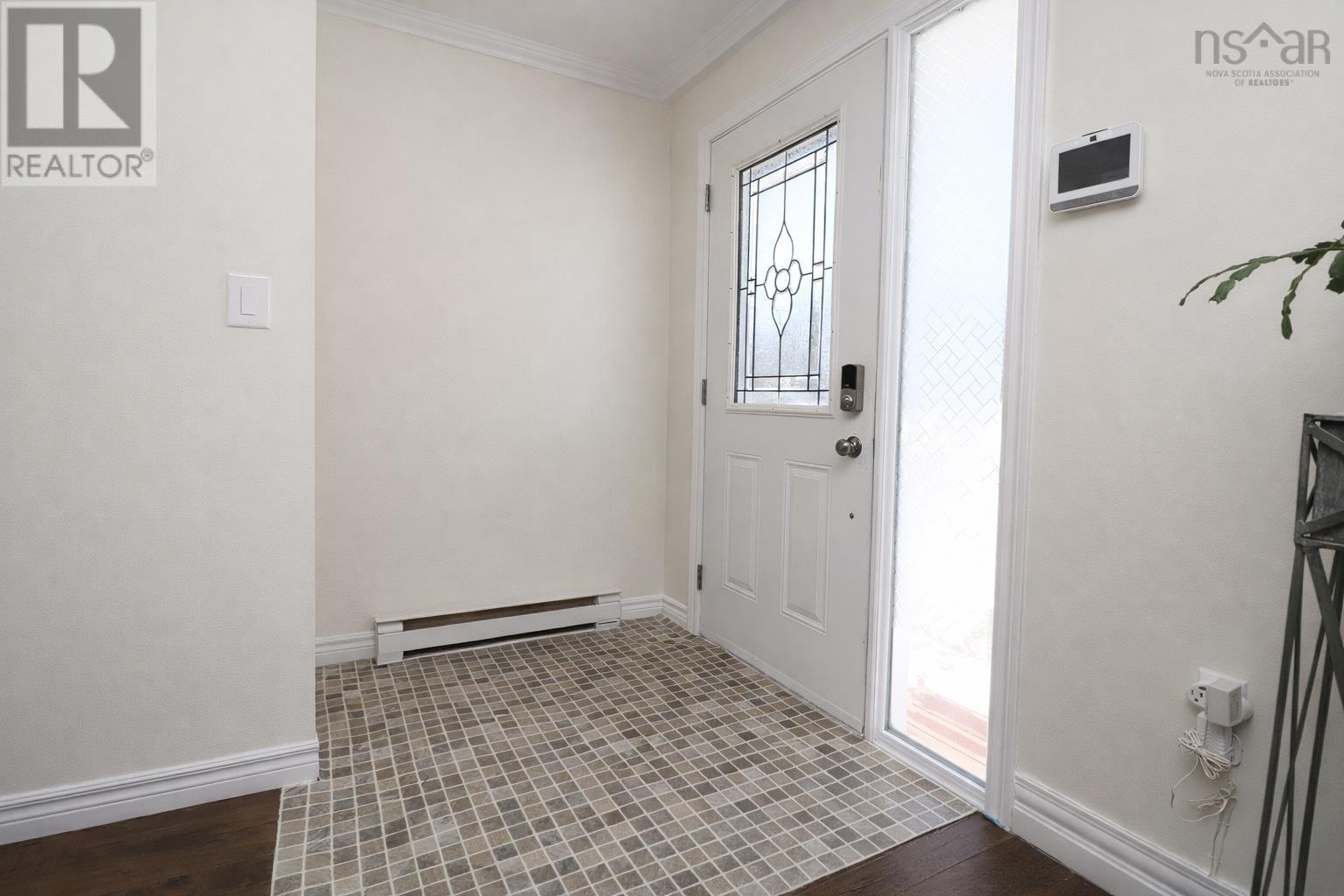 132 Nictaux Drive, Lower Sackville, Nova Scotia  B4C 2C5 - Photo 2 - 202603654