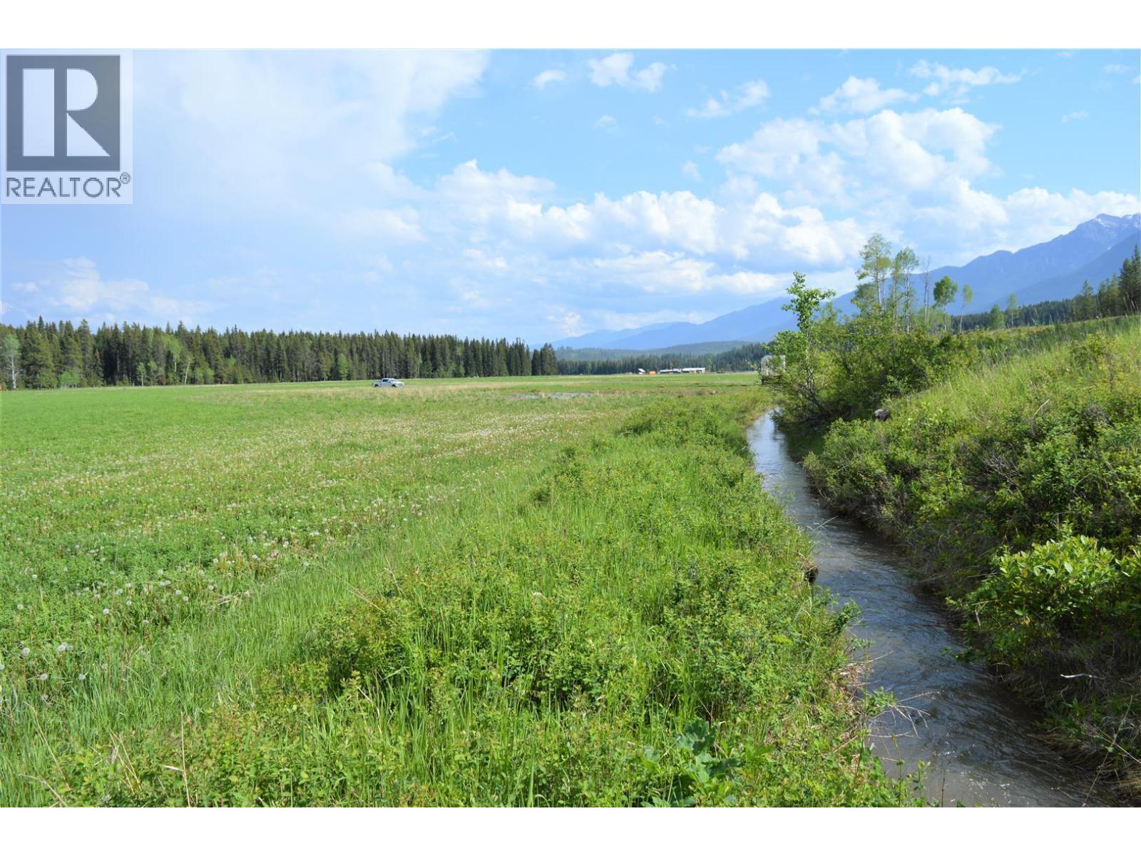 4945 Scott Road, Edgewater, British Columbia  V0A 1E0 - Photo 23 - 10346140