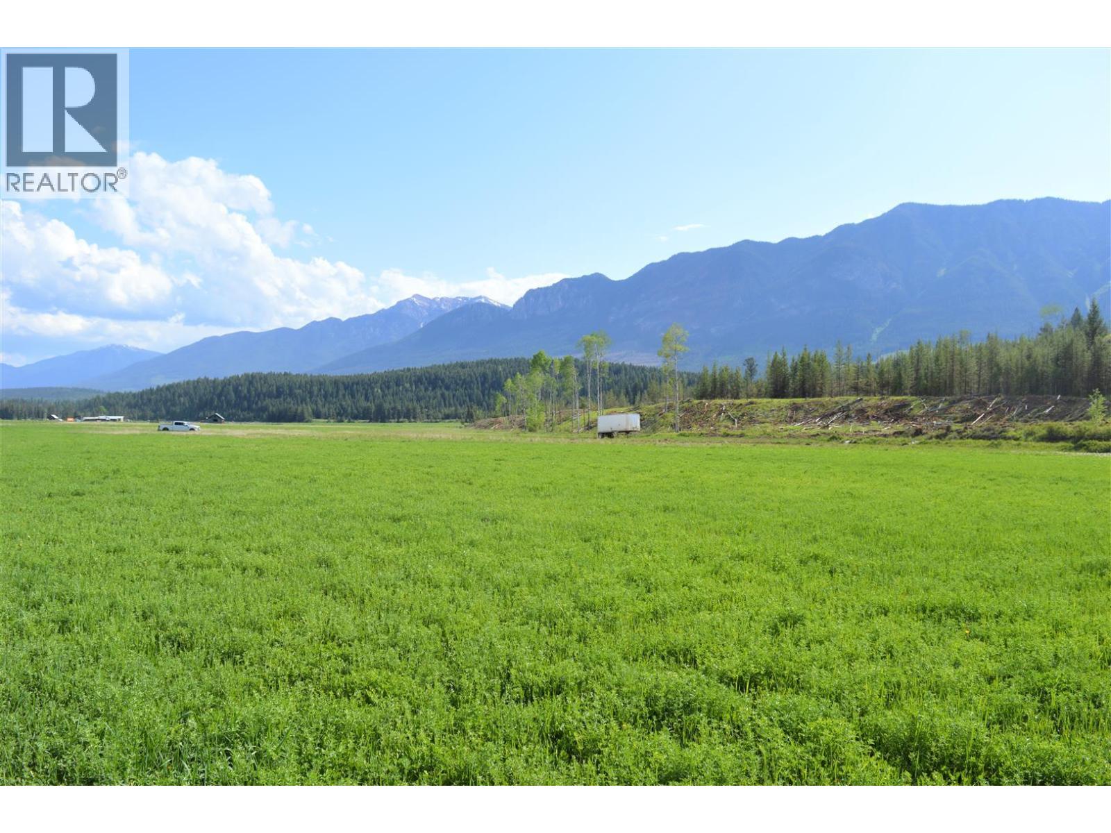 4945 Scott Road, Edgewater, British Columbia  V0A 1E0 - Photo 24 - 10346140