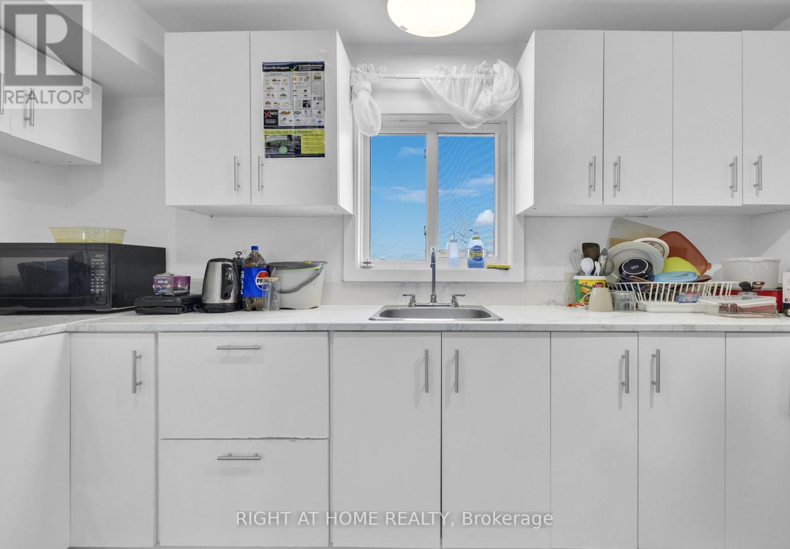 539 Campbell Avenue, Windsor, Ontario  N9B 2H5 - Photo 12 - X13014676