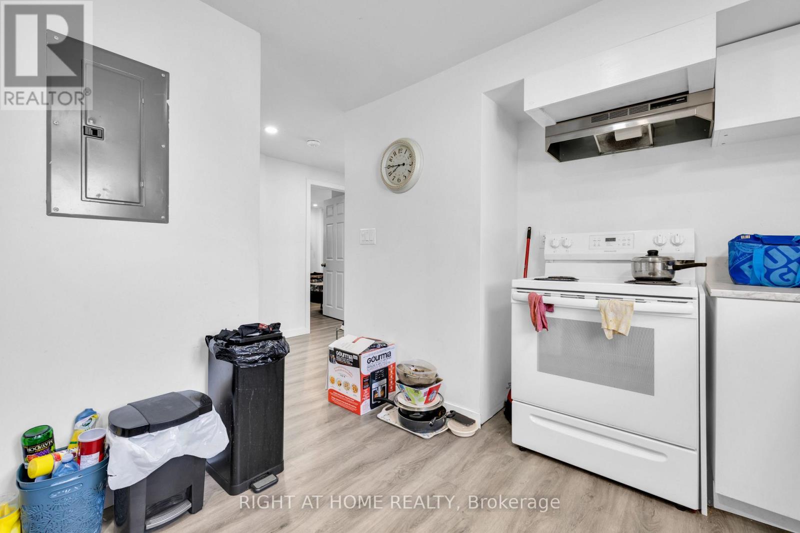 539 Campbell Avenue, Windsor, Ontario  N9B 2H5 - Photo 13 - X13014676