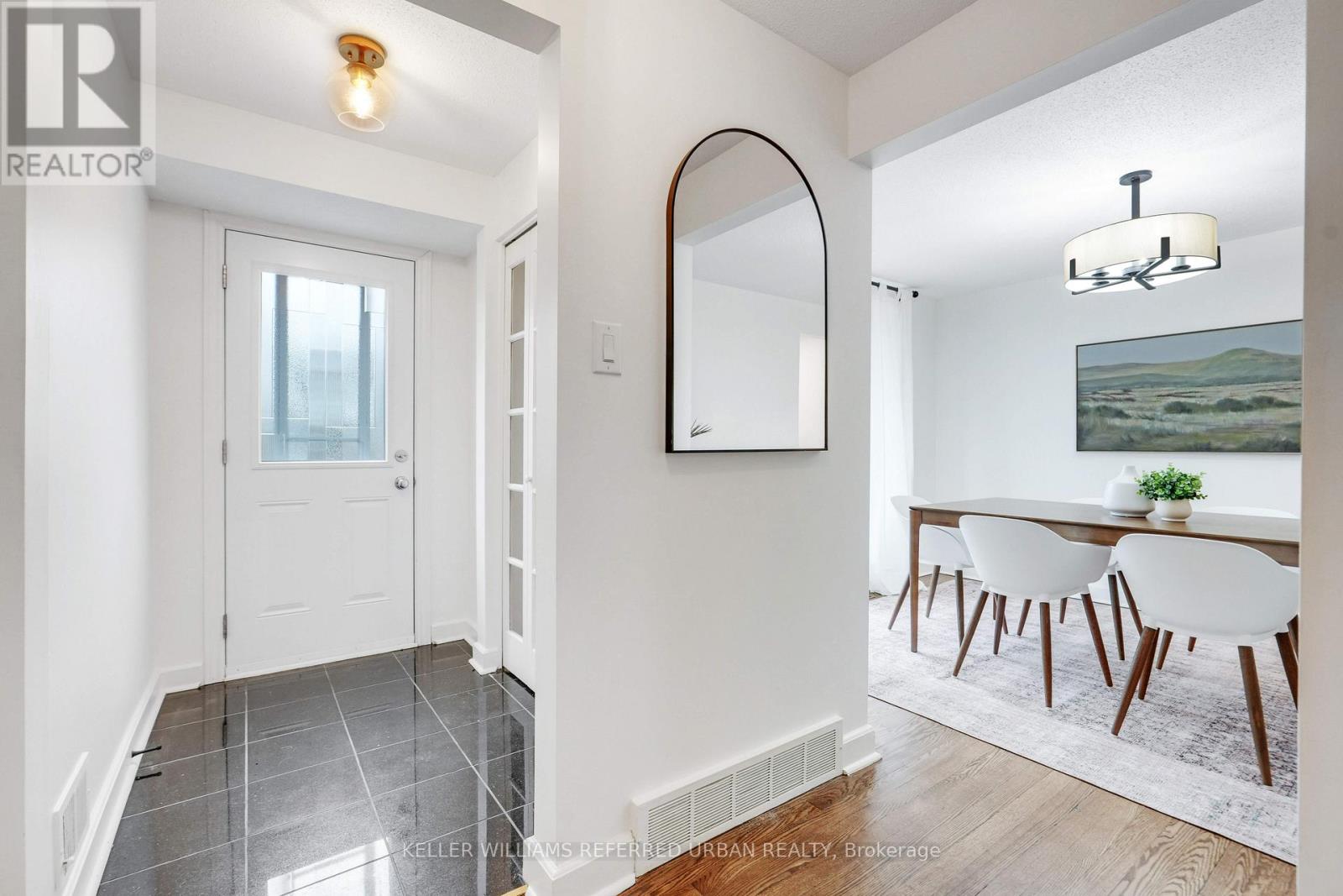 682 Glenhurst Crescent, Ottawa, Ontario  K1J 7B7 - Photo 4 - X13014678