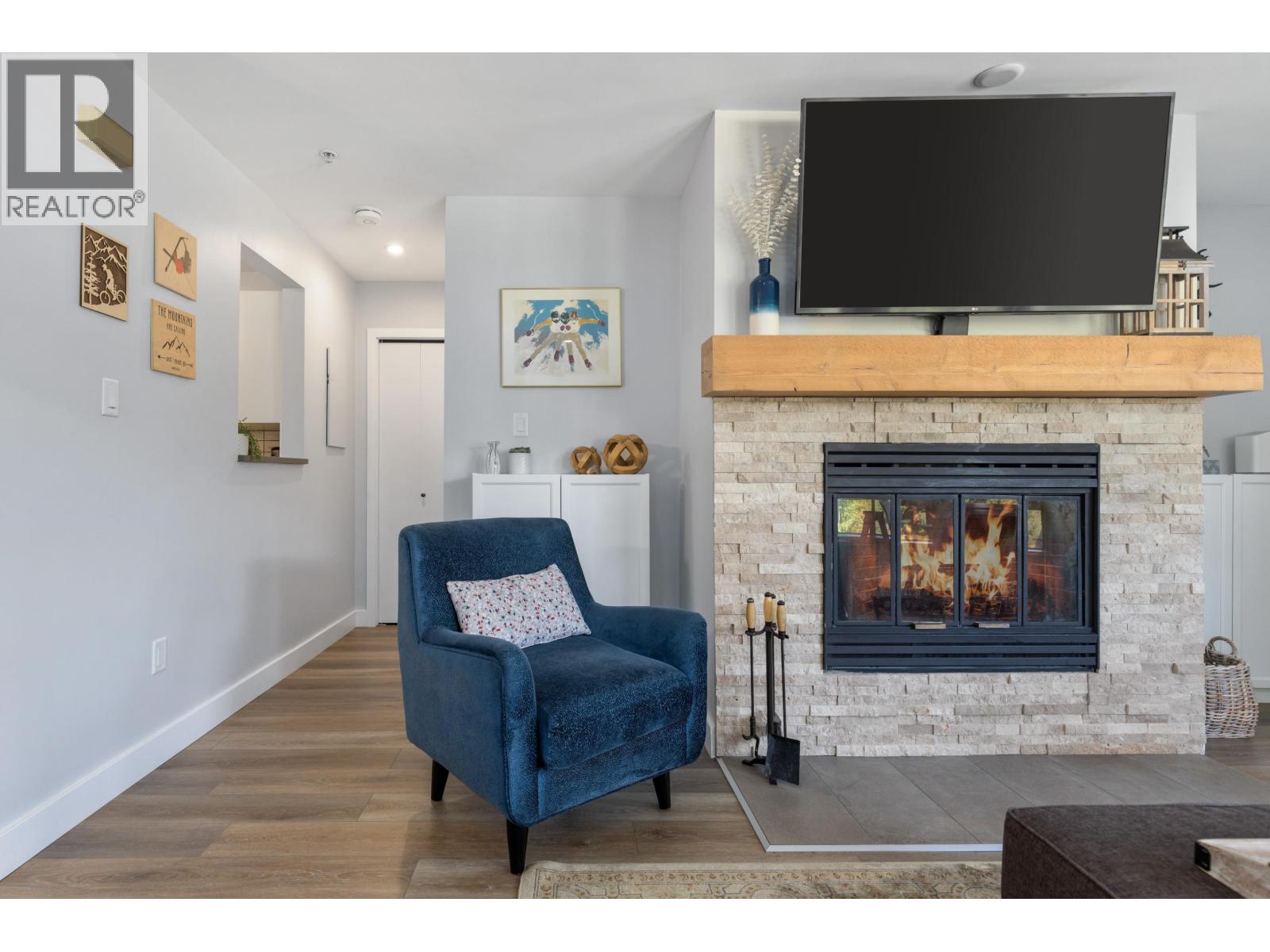 2 4637 Blackcomb Way, Whistler, British Columbia  V8E 0Y6 - Photo 10 - R3112065