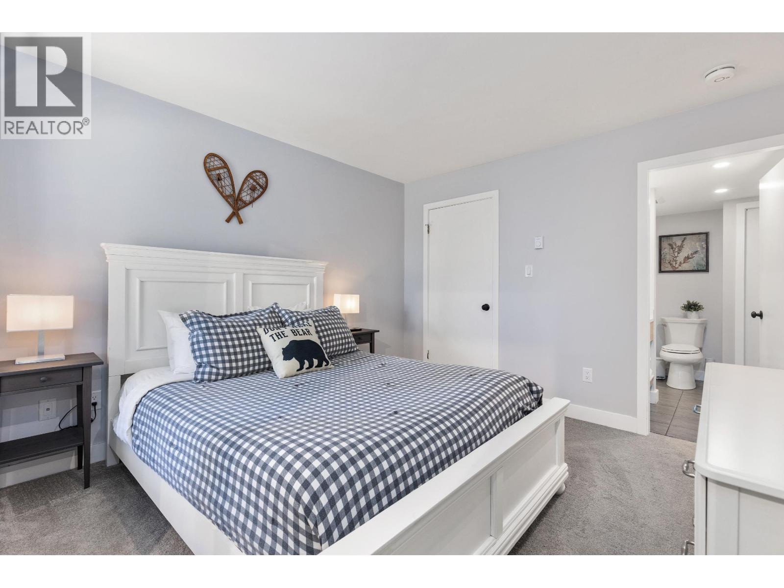 2 4637 Blackcomb Way, Whistler, British Columbia  V8E 0Y6 - Photo 11 - R3112065