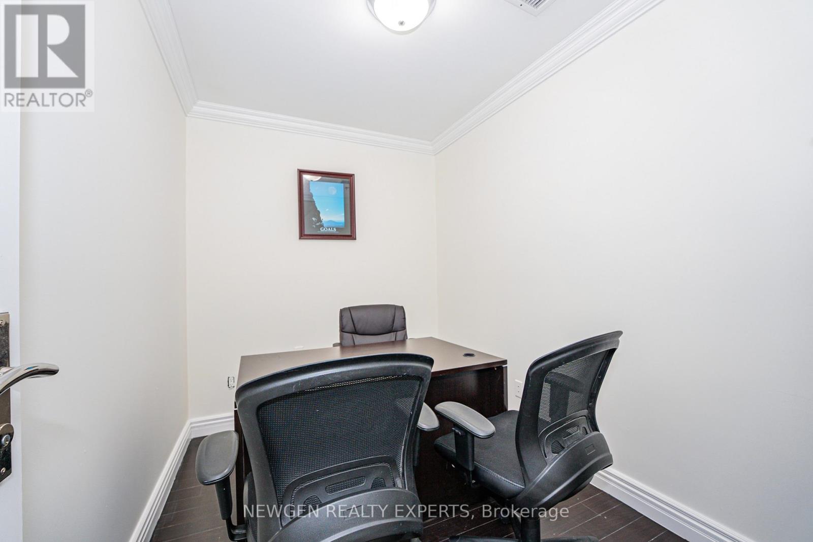 29 - 145 Clarence Street N, Brampton, Ontario  L6W 1T2 - Photo 13 - W12882712