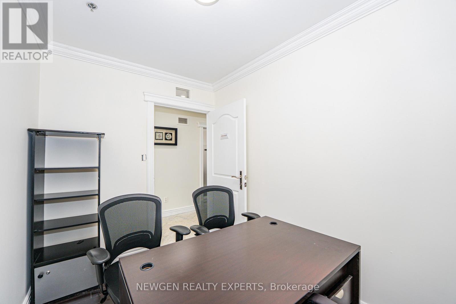 29 - 145 Clarence Street N, Brampton, Ontario  L6W 1T2 - Photo 14 - W12882712