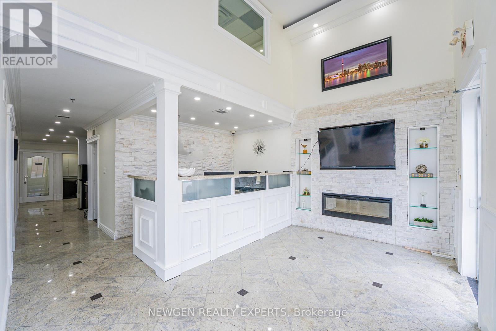 29 - 145 Clarence Street N, Brampton, Ontario  L6W 1T2 - Photo 6 - W12882712