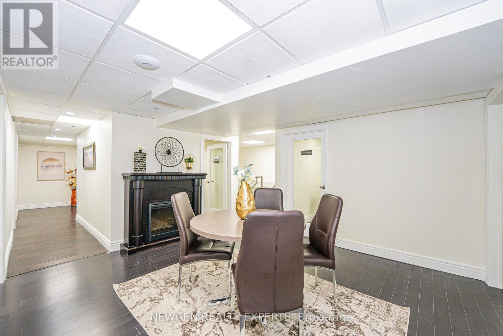 29 - 145 Clarence Street N, Brampton, Ontario  L6W 1T2 - Photo 29 - W12882712