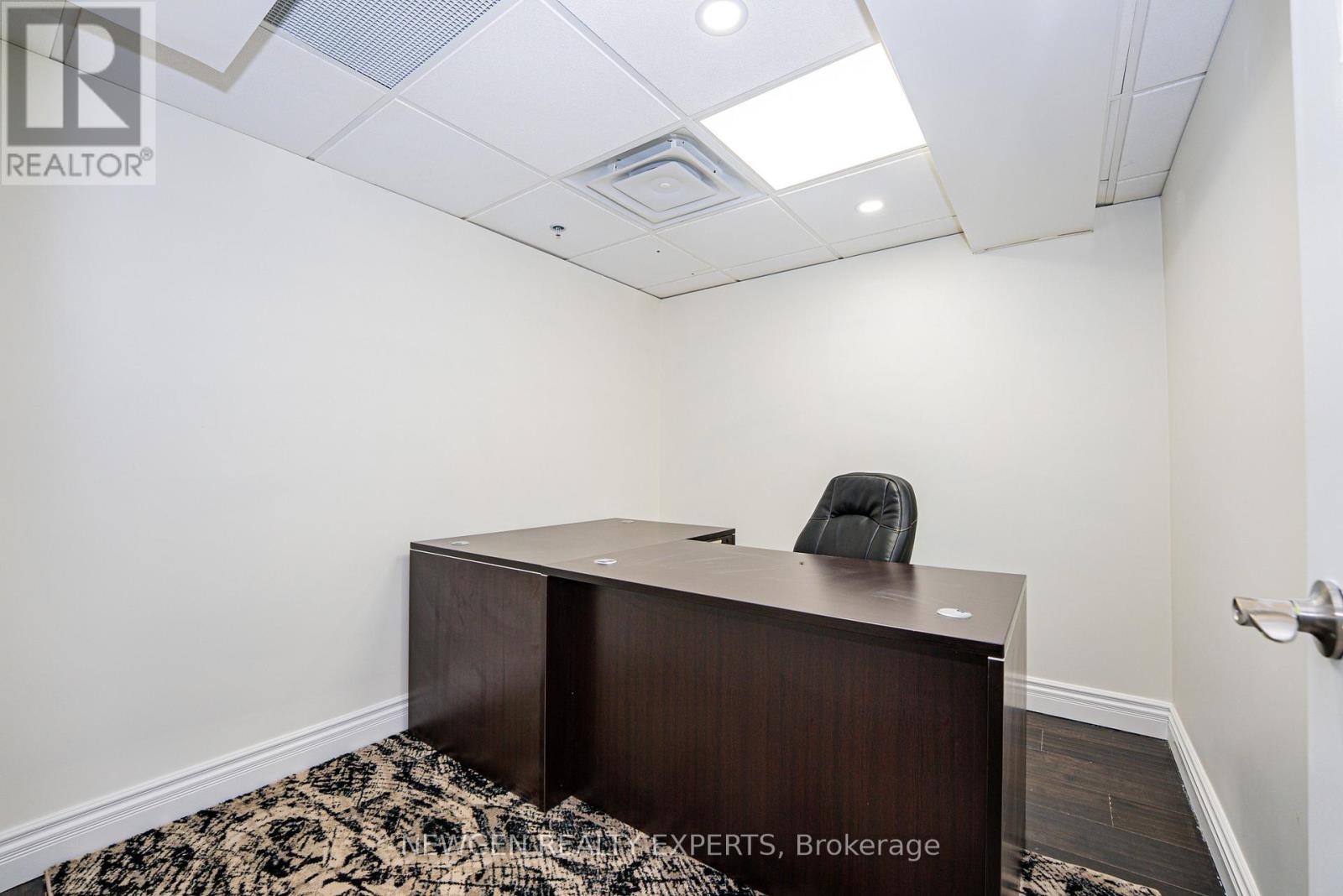 29 - 145 Clarence Street N, Brampton, Ontario  L6W 1T2 - Photo 36 - W12882712