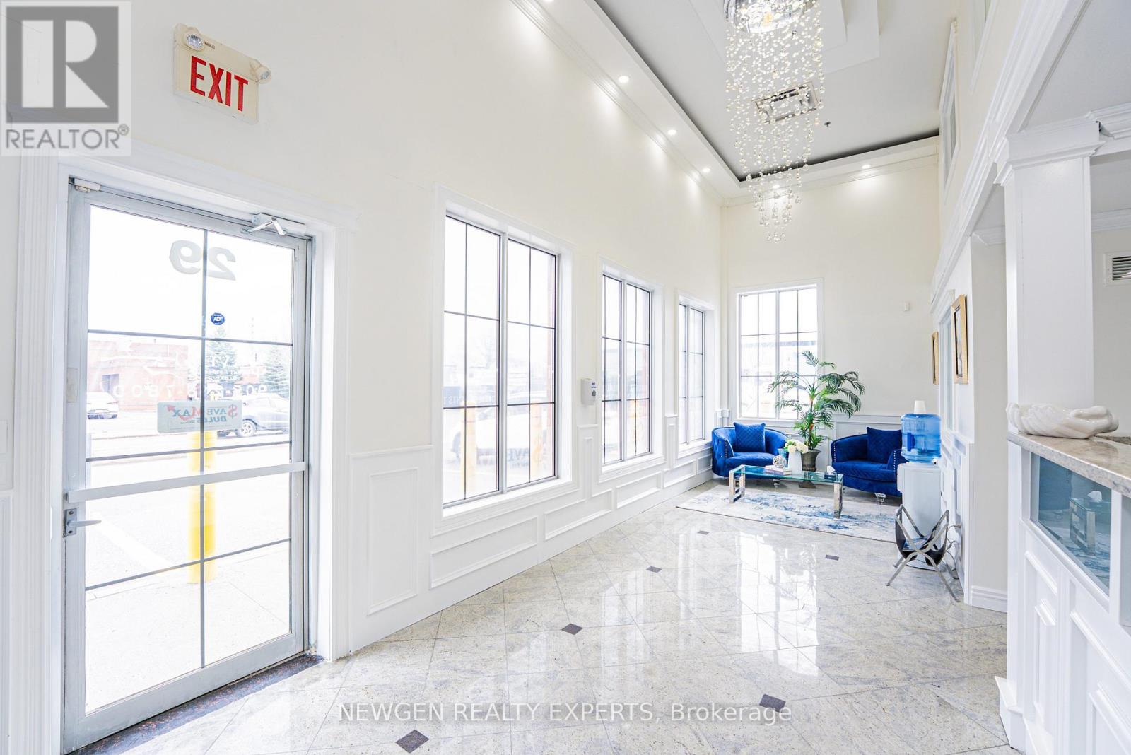 29 - 145 Clarence Street N, Brampton, Ontario  L6W 1T2 - Photo 7 - W12882712