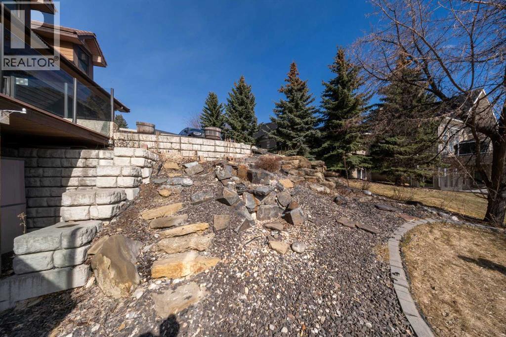 39 Slopes Grove Sw, Calgary, Alberta  T3H 3Y6 - Photo 32 - A2299187