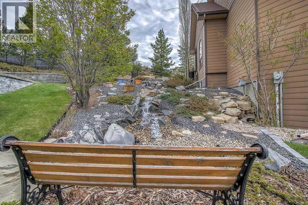 39 Slopes Grove Sw, Calgary, Alberta  T3H 3Y6 - Photo 33 - A2299187