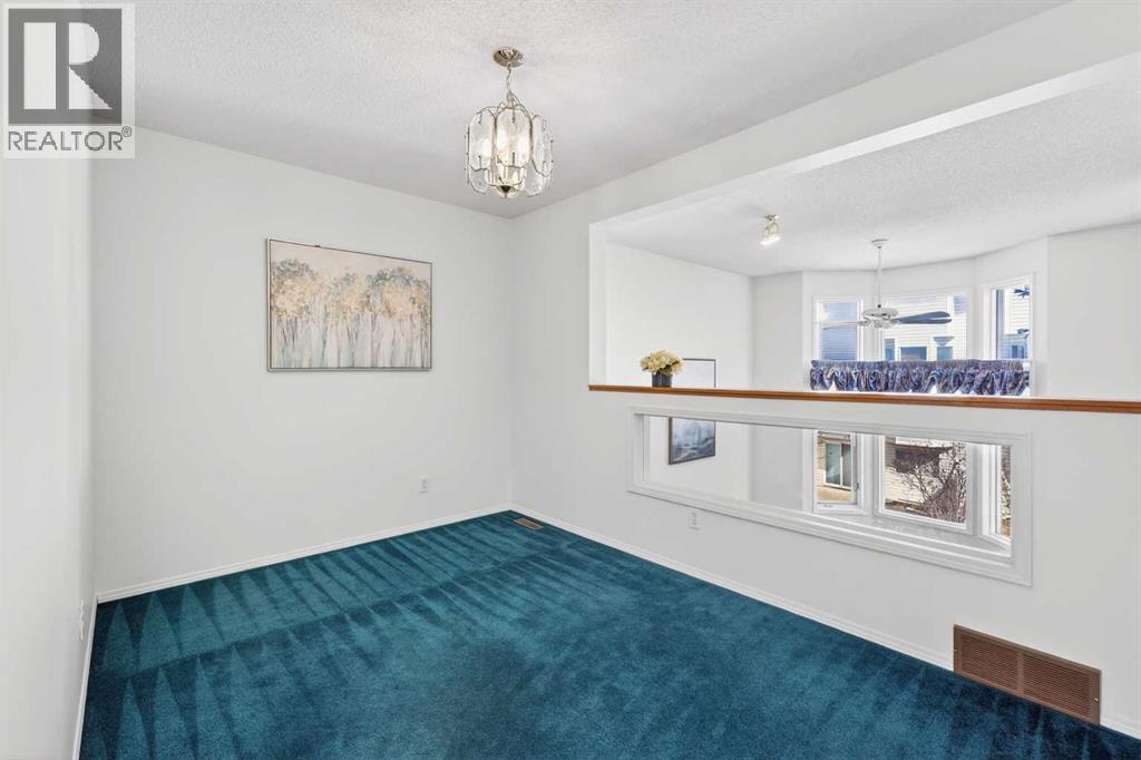 404 Hawkstone Manor Nw, Calgary, Alberta  T3G 3X2 - Photo 11 - A2301076