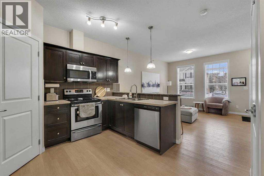 1002, 1001 8 Street NW, Airdrie, Alberta  T4B 0W3 - Photo 9 - A2301370