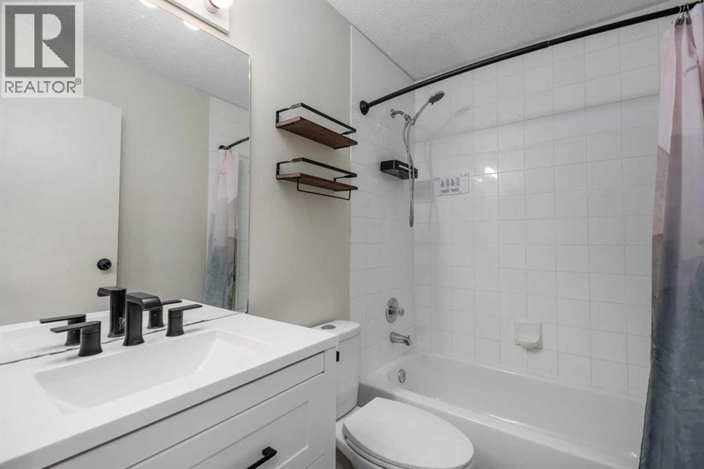 144 Mt Apex Green Se, Calgary, Alberta  T2Z 2V5 - Photo 21 - A2302048