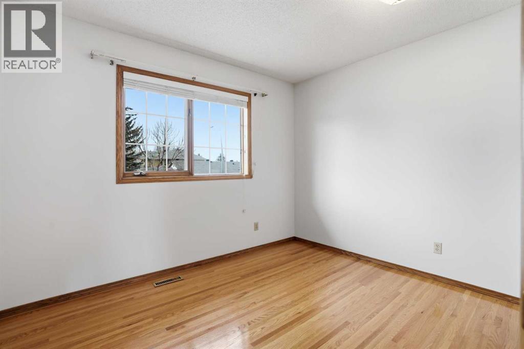 163 Sandringham Road NW, Calgary, Alberta  T3K 3Y5 - Photo 28 - A2302839