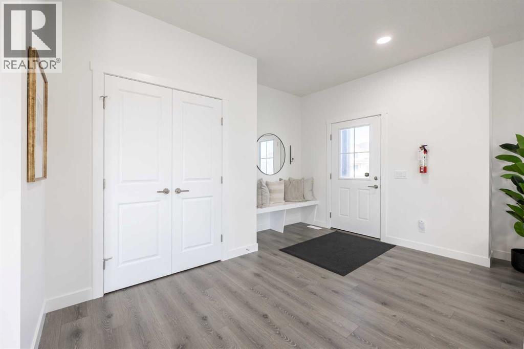 393 Belmont Park SW, Calgary, Alberta  T4C 2M3 - Photo 3 - A2302950