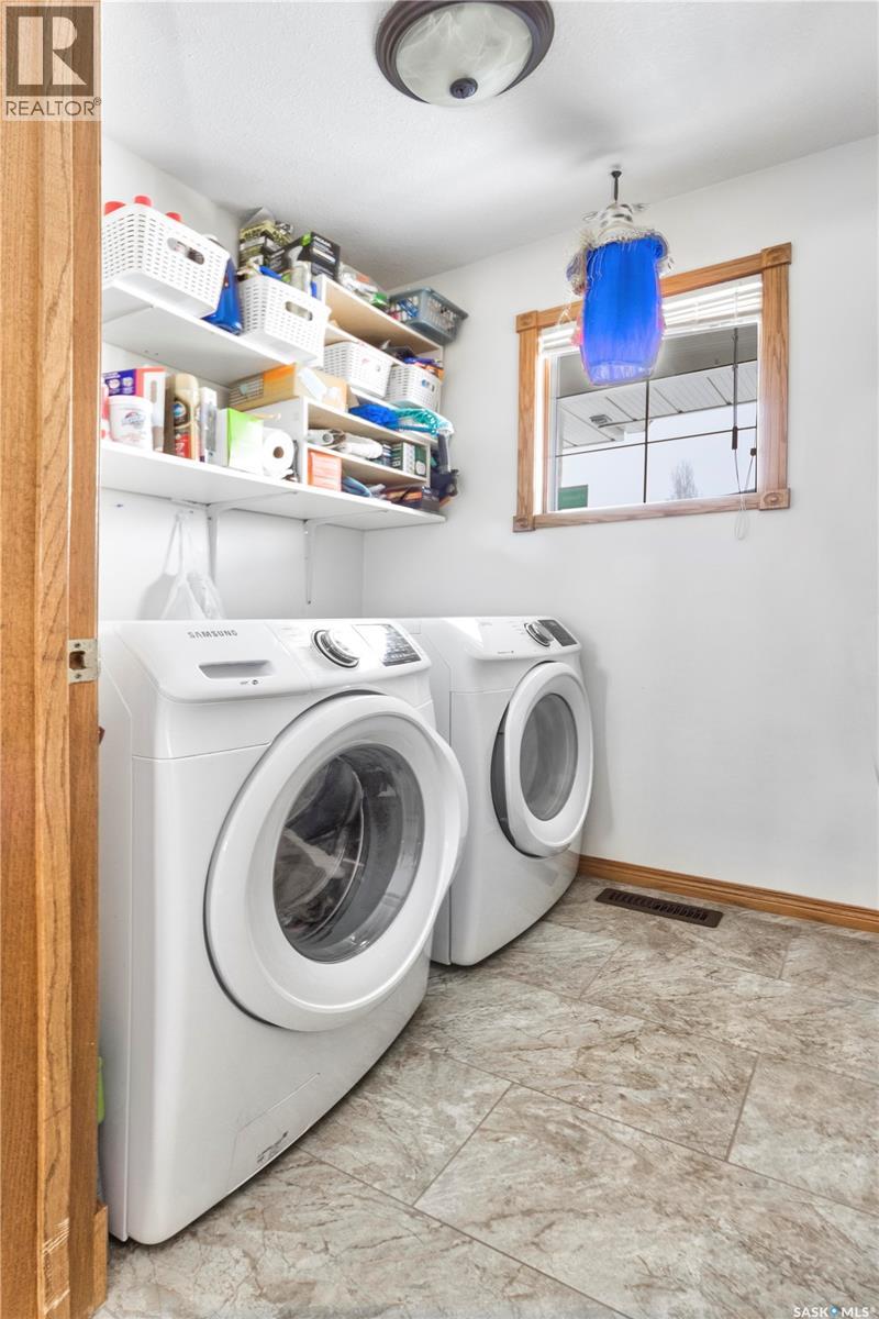 645 Aaron Drive, Prince Albert, Saskatchewan  S6V 8C3 - Photo 12 - SK033245